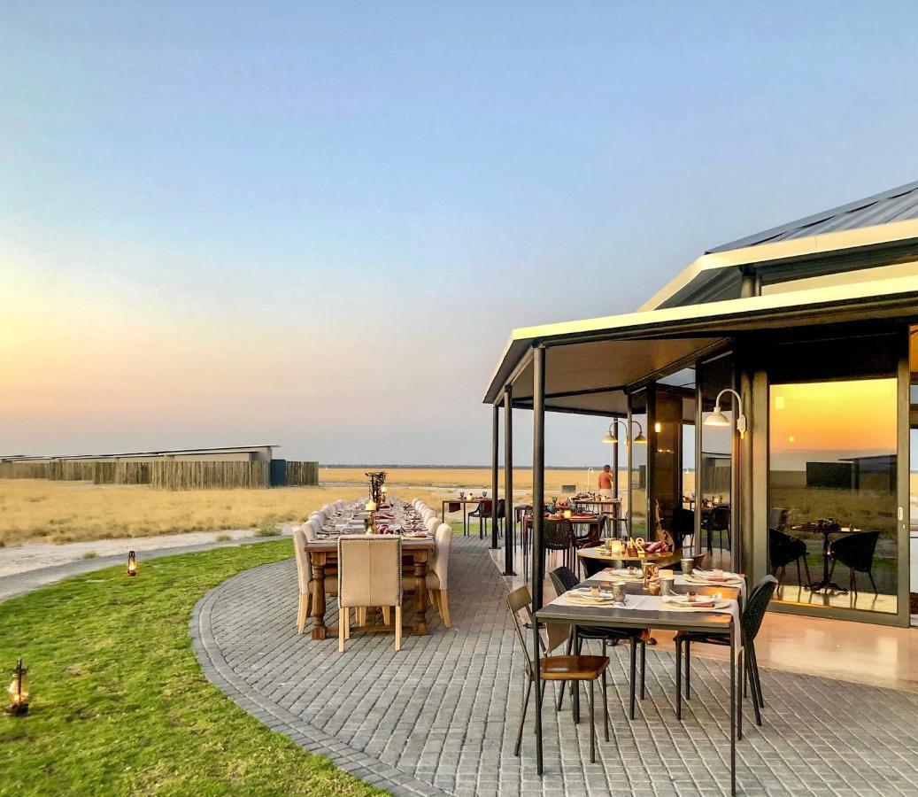 Etosha King Nehale Lodge Omuthiya Eksteriør bilde